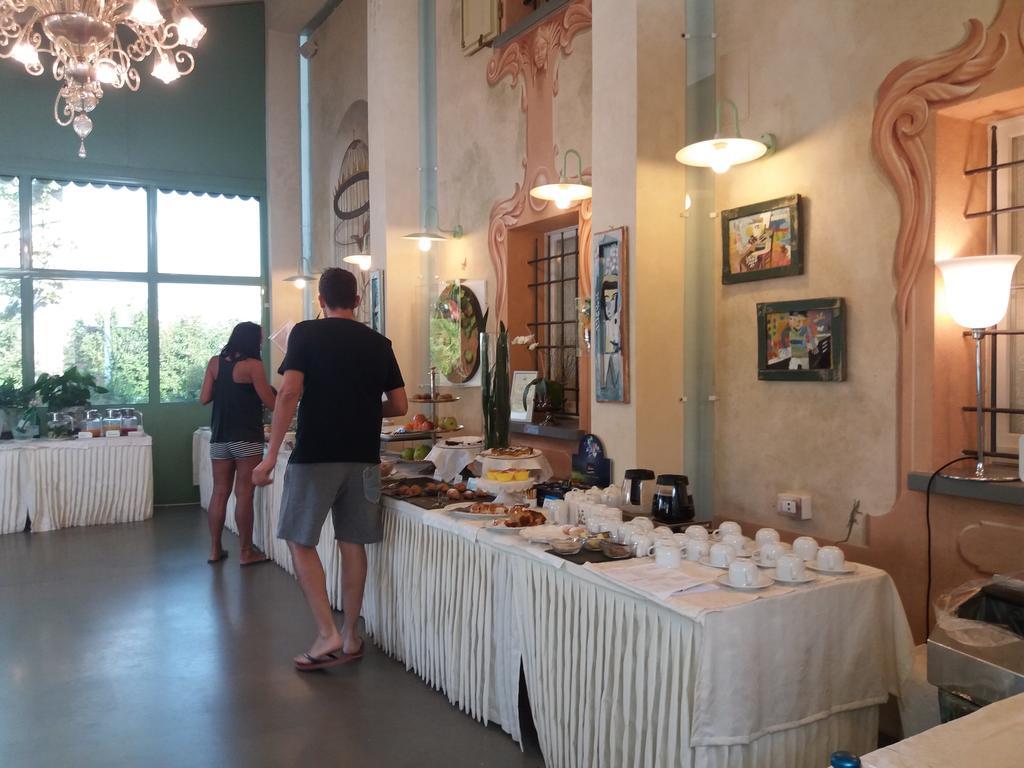 Relais Villa Roncuzzi Russi Екстериор снимка