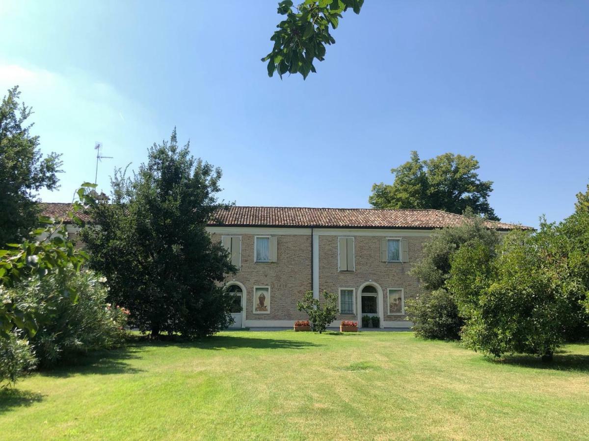 Relais Villa Roncuzzi Russi Екстериор снимка